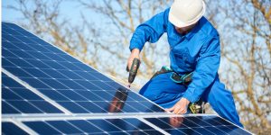 Installation Maintenance Panneaux Solaires Photovoltaïques à Senozan